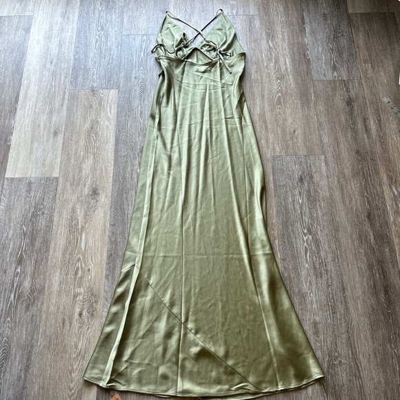 Reformation NWT Madrigal Artichoke Green Satin Maxi Slip Dress Size S - Picture 2 of 15